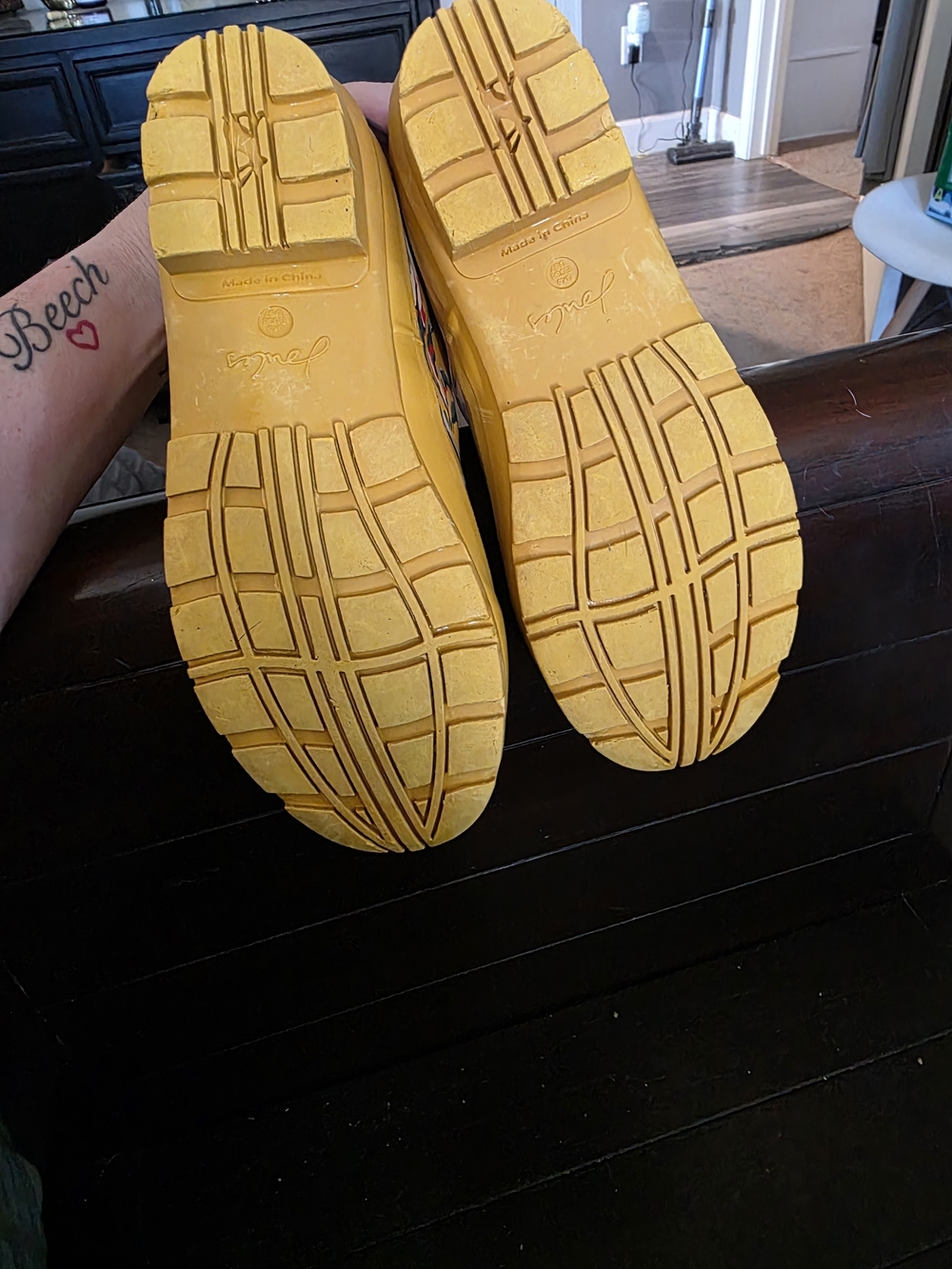 Joules Yellow Floral Women's Rain Boots - Picture 4 of 9